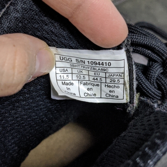 NWT UGG boots - Picture 6 of 6